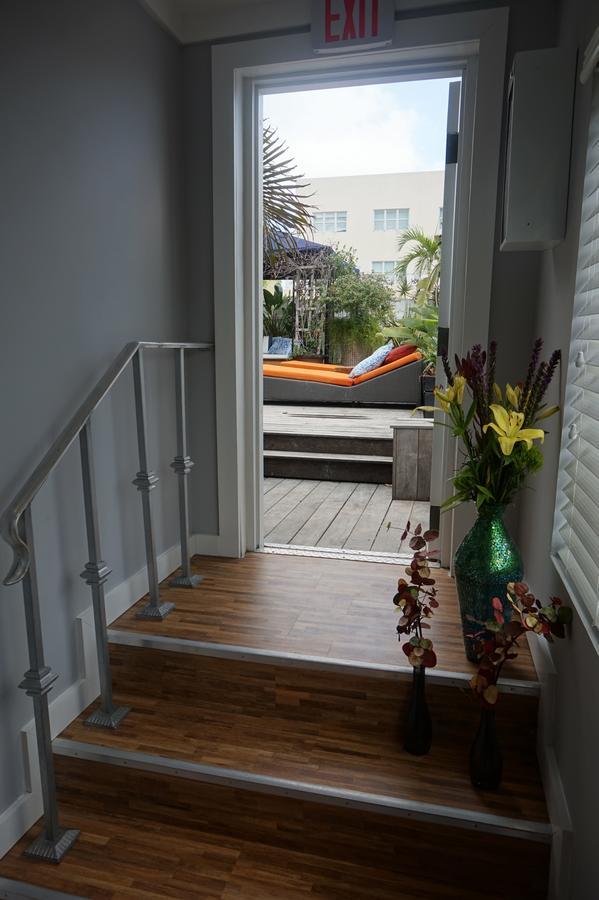 The Attic Hostel Miami Beach Buitenkant foto